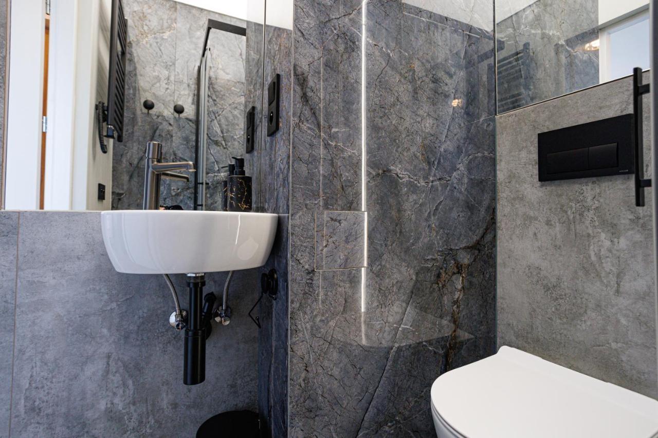 Senatorska Apartment Варшава Экстерьер фото